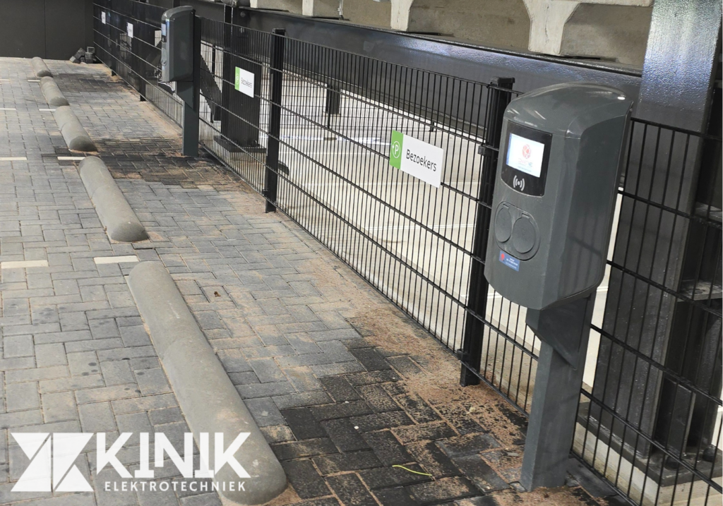 Zakelijk laadplein realiseren met meerdere laadpunten op een bedrijfsterrein